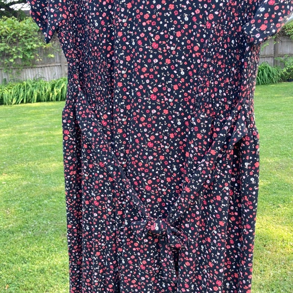 NWOT Long Black Ditsy Floral J JILL Smocked Shirt Dress - Picture 6 of 7